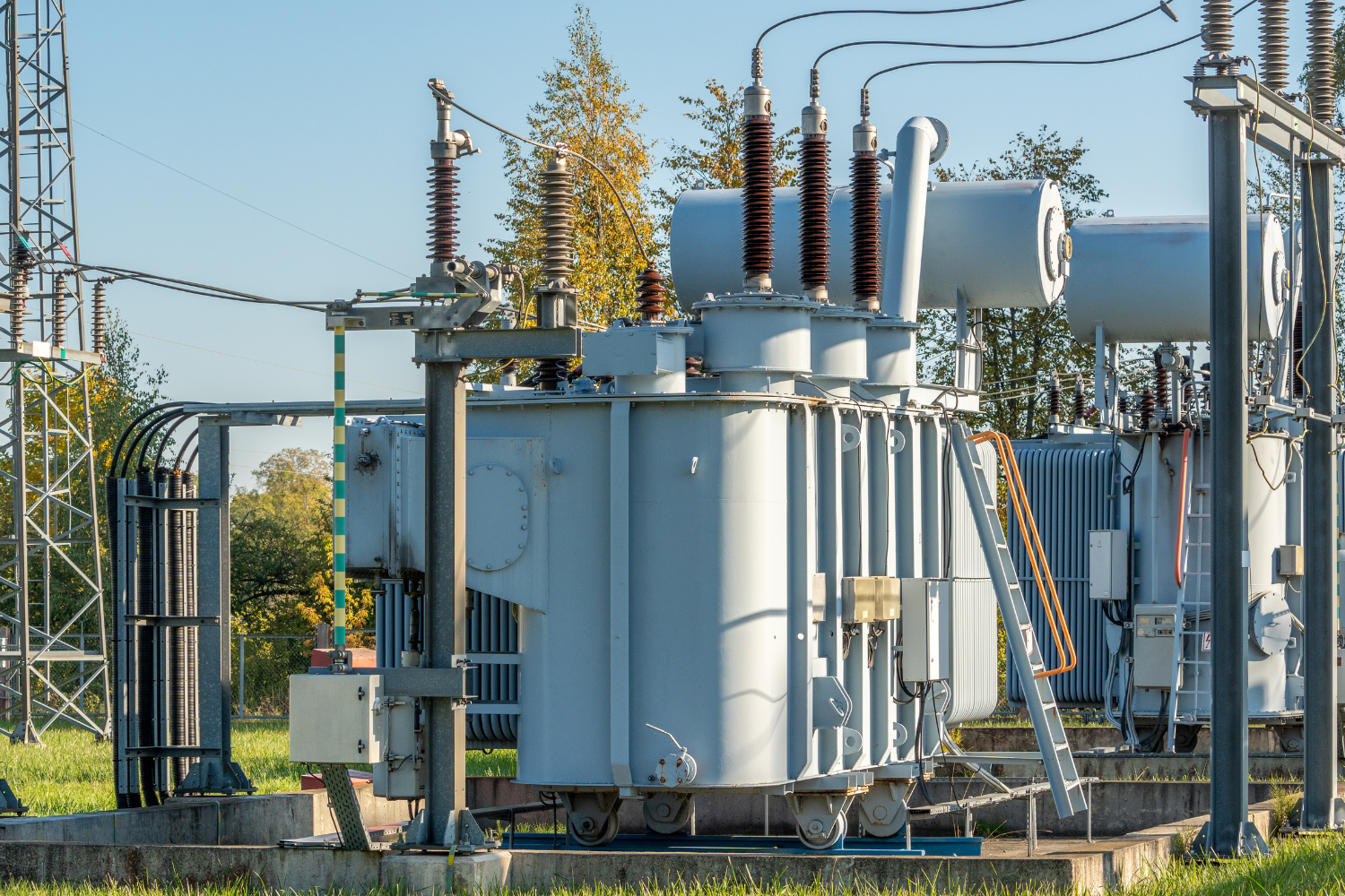 Voltages of a Commercial Generator 